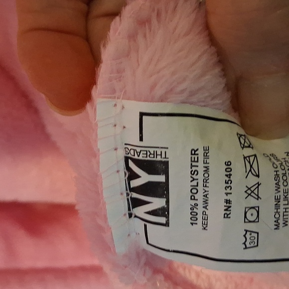 NY Threads Plushy Pink Hooded Bathrobe Cozy Pockets Belted Sz XL - Picture 6 of 10